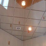 Видео как клеить потолочную плитку по диагонали