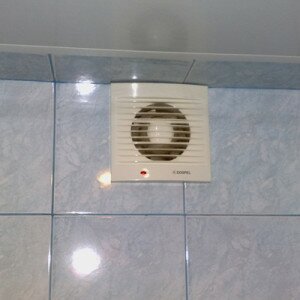 Как подключить вентилятор в туалете